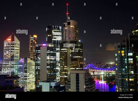 Nightlife in brisbane hi-res stock photography and images - Alamy