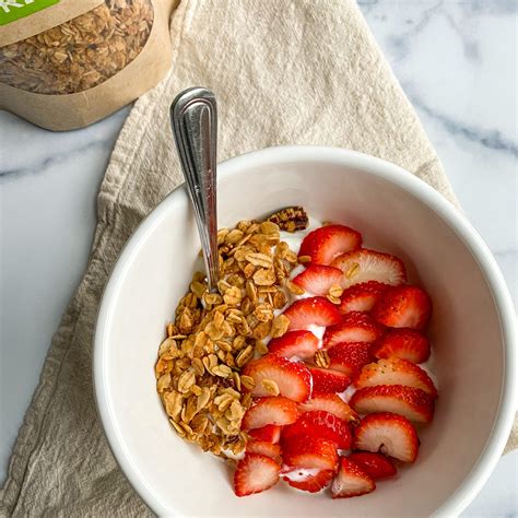 High Protein Greek Yogurt Bowl - Haley Nicole Fit