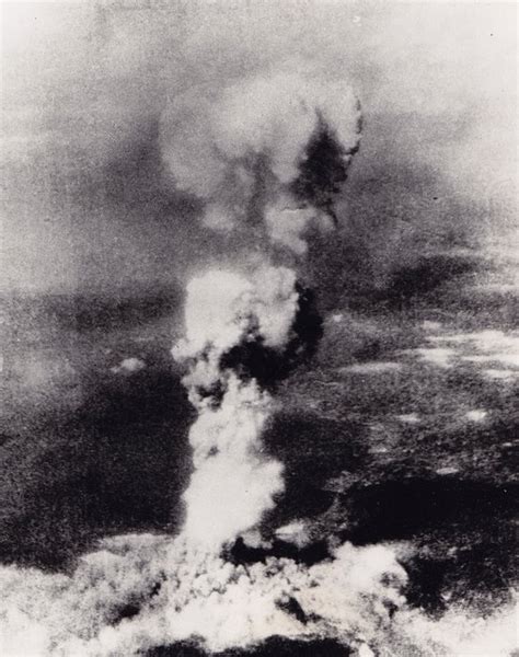 George R. Caron (1919-1995) - Hiroshima Explosion. 1945 - Catawiki