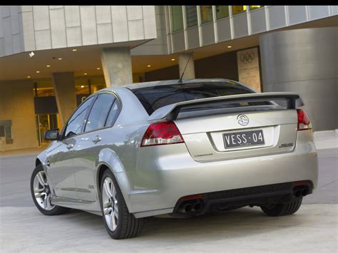 Holden VE Commodore SS specs, 0-60, lap times, performance data - FastestLaps.com