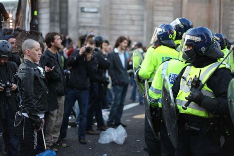 people, security, road, macro shot photography people, rally, front, policemen, daytime, CC0 ...