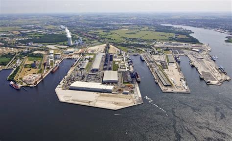 Two new RoRo ramps for the overseas port of Rostock - Österreichische ...