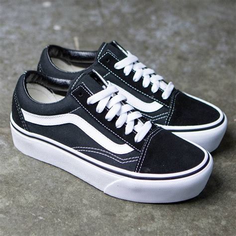 Vans Women Old Skool Platform black white