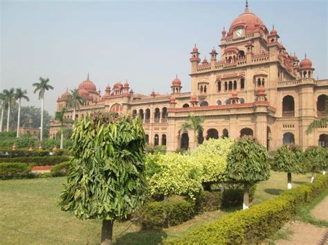 Beautiful architecture - Khalsa College, Amritsar Traveller Reviews - Tripadvisor