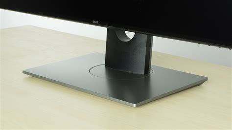 Dell U2717D Review - RTINGS.com