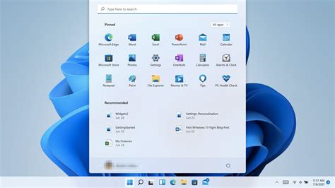 How to Hide the Taskbar in Windows 11 [Make It Less Visible]