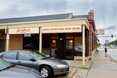 Best Pizza Place in Westchester, IL | Giordano's