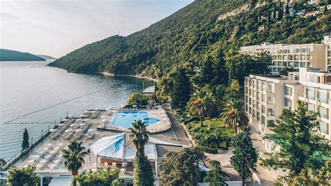 Beach hotel in Herceg Novi, Montenegro | Iberostar Waves Herceg Novi