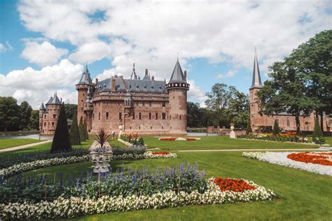 Castle De Haar: visit the largest castle in the Netherlands - The Orange Backpack