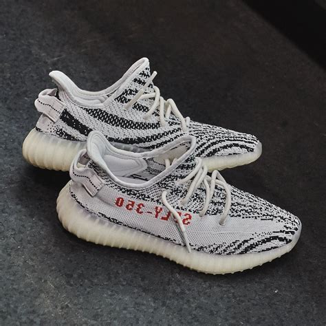 Adidas Yeezy Boost 350 V2 Zebra - CP9654 - Wethenew