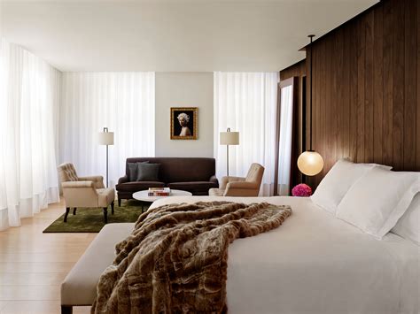 How to Design Your Bedroom Like a Boutique Hotel Photos | Architectural ...