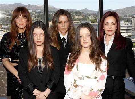 Harper Vivienne Ann Lockwood - Lisa Marie Presley's Daughter is All Grown Up