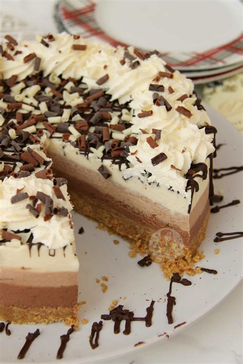 No-Bake Triple Chocolate Cheesecake! - Jane's Patisserie