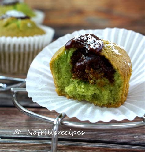 Ondeh Ondeh pandan cupcakes. Not to be mistaken for the Ondeh Ondeh ...