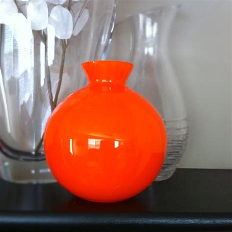 everywhere orange: Orange vase