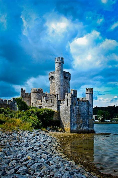 Blackrock Castle, Ireland The #originaltower was built by the citizens ...