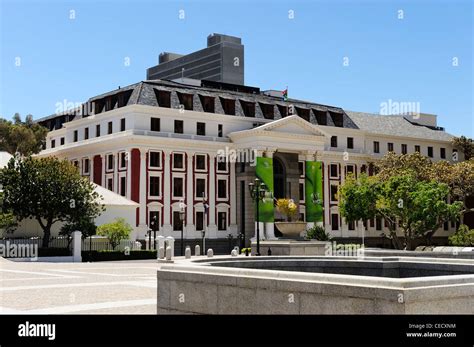 South africa parliament building hi-res stock photography and images ...