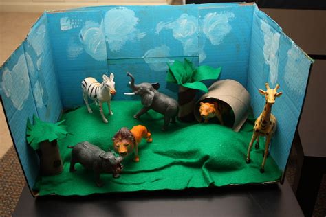 Olive Juice Mama: Animal Diorama