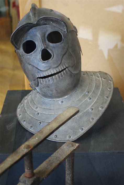 Executioner's helmet | Ancient armor, Historical armor, Medieval armor