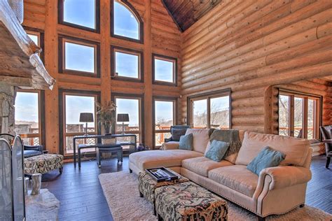 Luxury Beech Mountain Ski-In/Ski-Out Cabin w/Views UPDATED 2020 - Tripadvisor - Beech Mountain ...