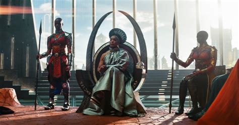 Review: 'Black Panther: Wakanda Forever' Is Not Your Typical Marvel ...