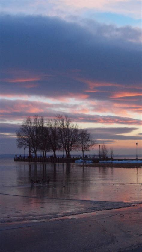 Lake Balaton in winter - backiee