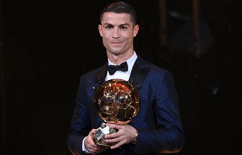 Un cinquième Ballon d’Or pour Cristiano Ronaldo | Le Devoir