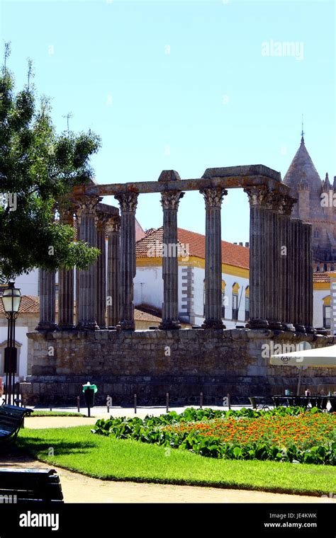 Roman temple, Evora, Portugal Stock Photo - Alamy