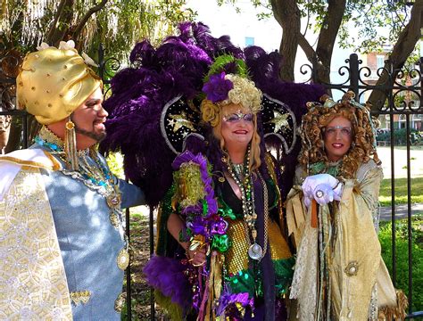 Mardi Gras outfits | Mardi gras outfits, Mardi gras party, Mardi gras