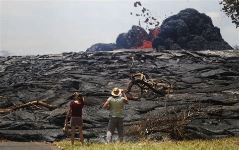 Hilo destroyed in 1984 Mauna Loa eruption | alternatehistory.com