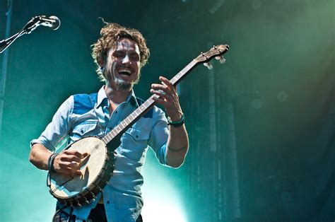 Photos: John Butler Trio @ Live At Squamish - Aug 20 2011 - SCENE IN THE DARK