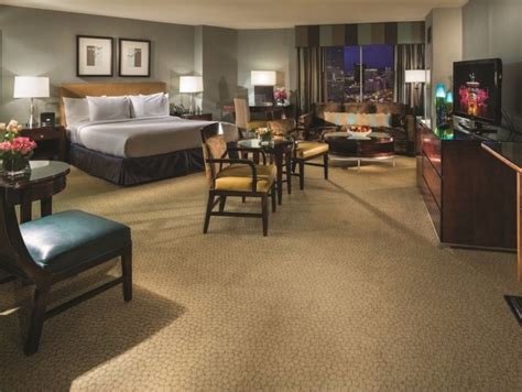 •SUITES AT MONTE CARLO RESORT AND CASINO• | Las Vegas Suites