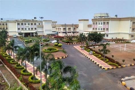 G. Pulla Reddy Engineering College is one of the best colleges in Kurnool Review by Chandrakanth ...