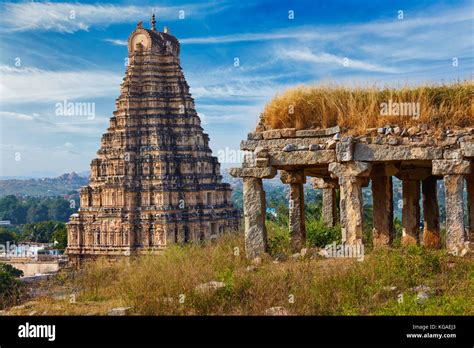 Virupaksha Temple. Hampi, Karnataka, India Stock Photo - Alamy