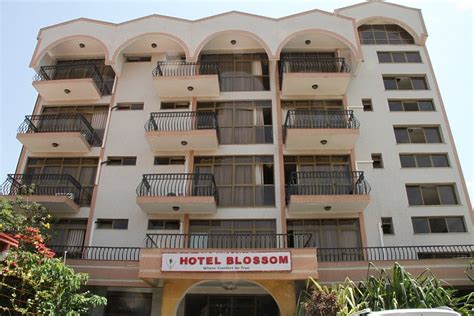 HOTEL BLOSSOM - Reviews, Photos