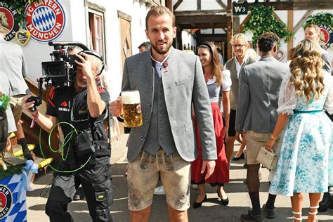 „Amazing“: Rekord-Bayer Kane zeigt sich vom Oktoberfest begeistert