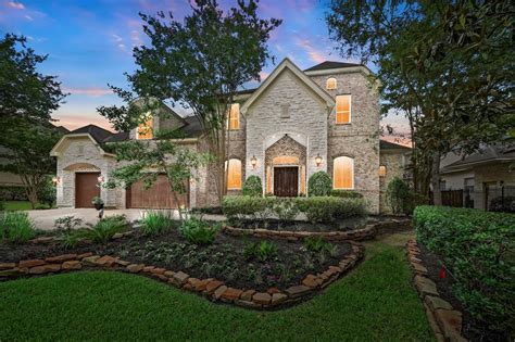 Homes for Sale in The Woodlands TX Over $1 Million | Mason Luxury Homes