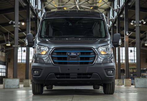 NYC Orders 300 Ford E-Transit Cargo Vans Amid EV Pivot