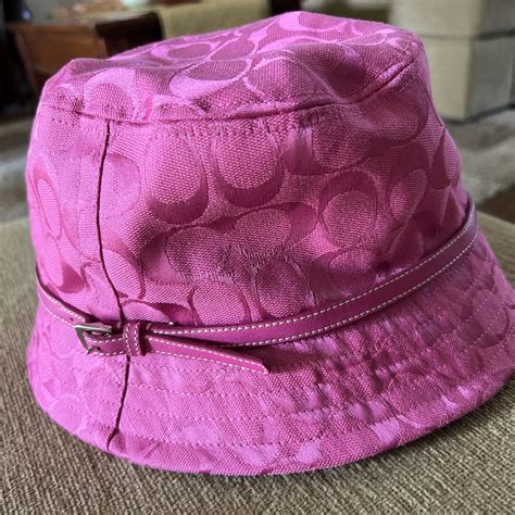 Coach Signature Ladies bucket hat in pink- size S/P - Gem