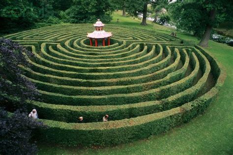 Maze in Woburn's Private Gardens | Amazing maze, Secret garden, Dream garden