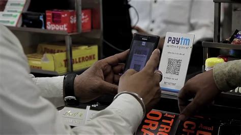 Paytm Mall To Sell In Offline Stores With QR Code Tech