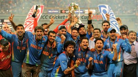 World Cup 2011 | 5 game-changing moments which went unnoticed in cricket World Cup final 2011