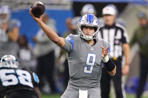 Detroit Lions: Matthew Stafford plays to offensive strengths