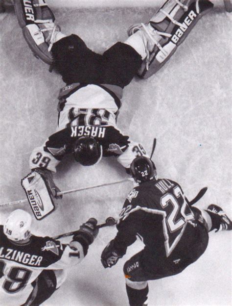 Brett Hull is about to score the 1999 Stanley Cup Winning Goal on Dominik Hasek | HockeyGods