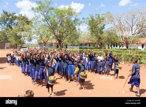 Children at school in rural Africa Stock Photo - Alamy