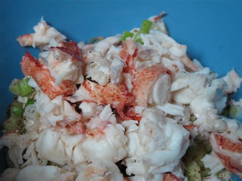 Confessions of a Culinary Diva: The Summer Shack Classic Maine Lobster Roll