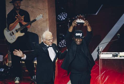 Grandmaster Flash Becomes The First DJ To Win “Nobel Prize For Music”