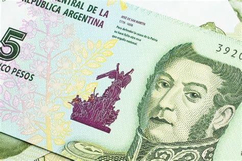 Bitcoin-powered Alternative to Five Peso Note Issued in Argentina