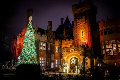 Casa Loma lighting up for next-level holiday event | Toronto Sun