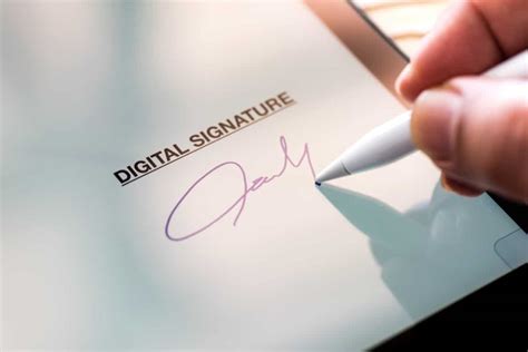 digital-signature-concept-with-tablet-and-stylus-pen-picture ...